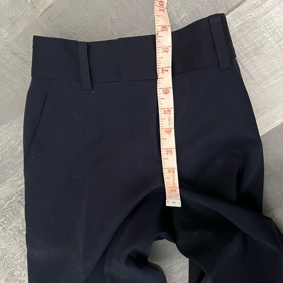 NWT DKNY Navy Blue Flat Front Mid Rise Long Bermuda City Dress Cuff Short 2 XS - Picture 6 of 9